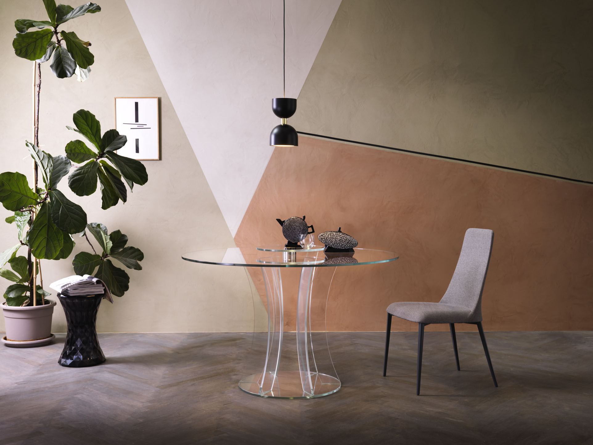 IRIS TABLE Image